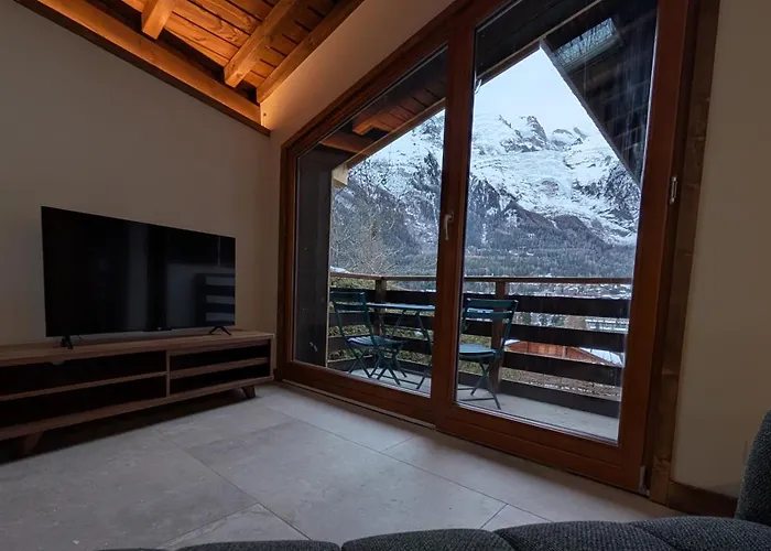 Stunning New In With Mont Blanc Views *