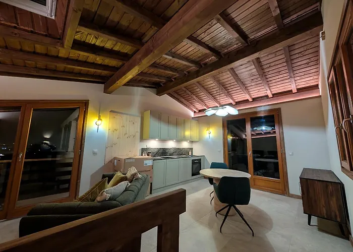 Stunning New In With Mont Blanc Views Chamonix